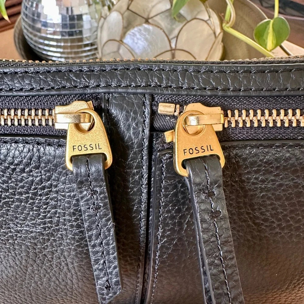 Fossil Black Pebbled Leather Crossbody Bag Double Zip Purse Adjustable Strap - Picture 5 of 10